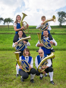 Musiker am Tenorhorn / Bariton